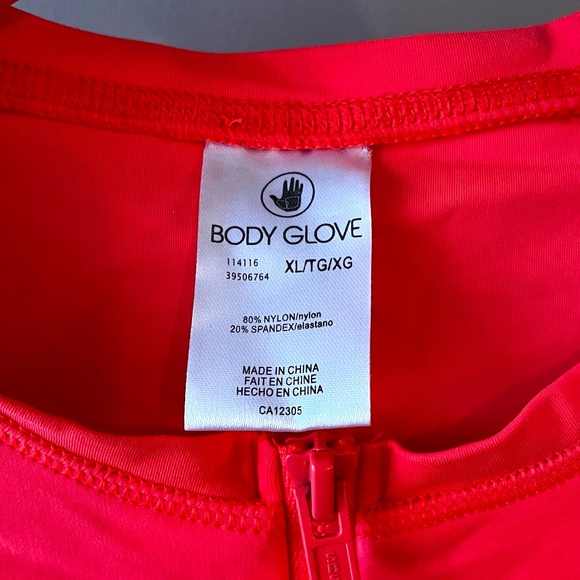 Body Glove “Smoothies Paddlesuit” long sleeve rash guard - Picture 3 of 6